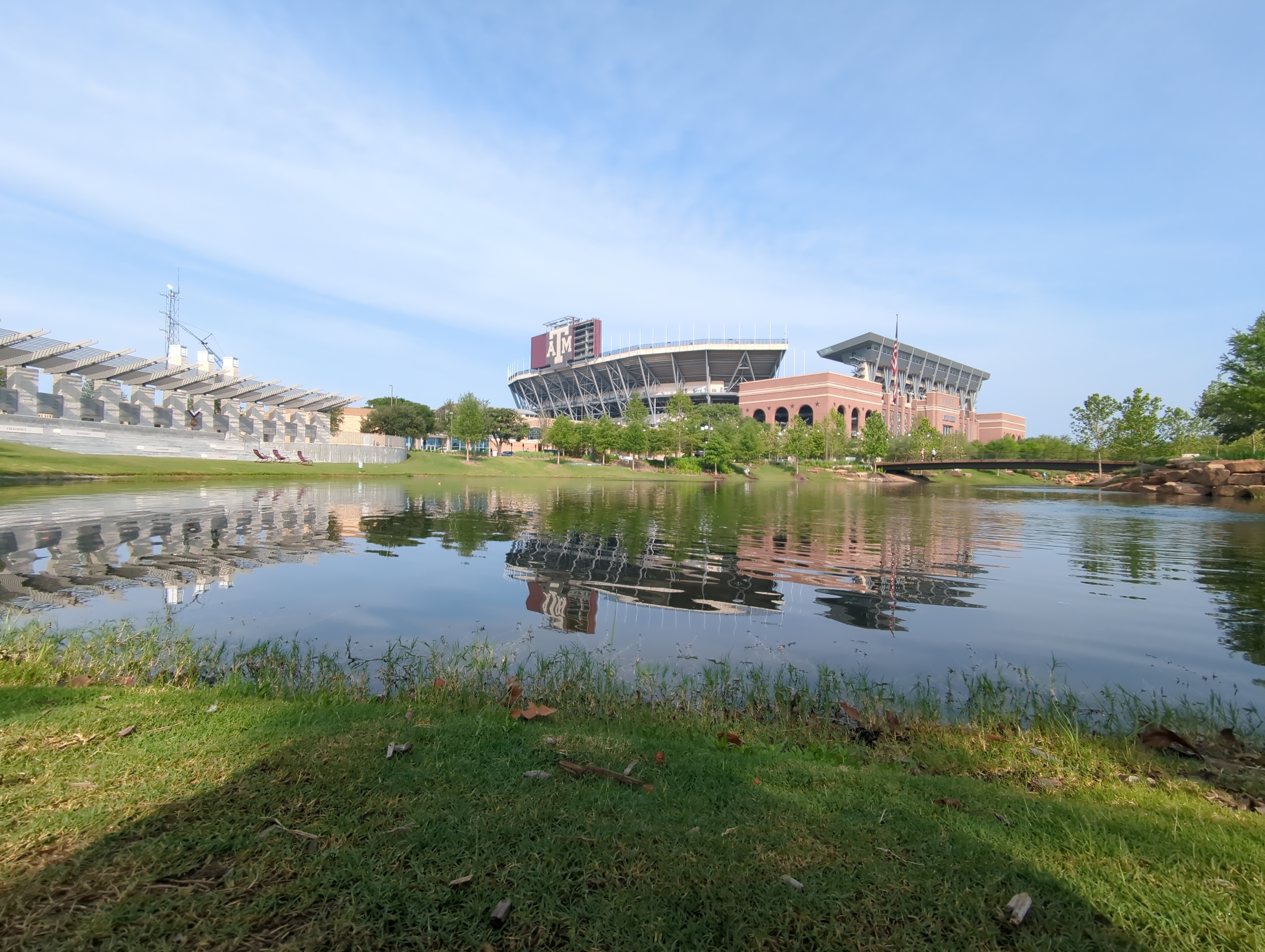 Overview of the pond